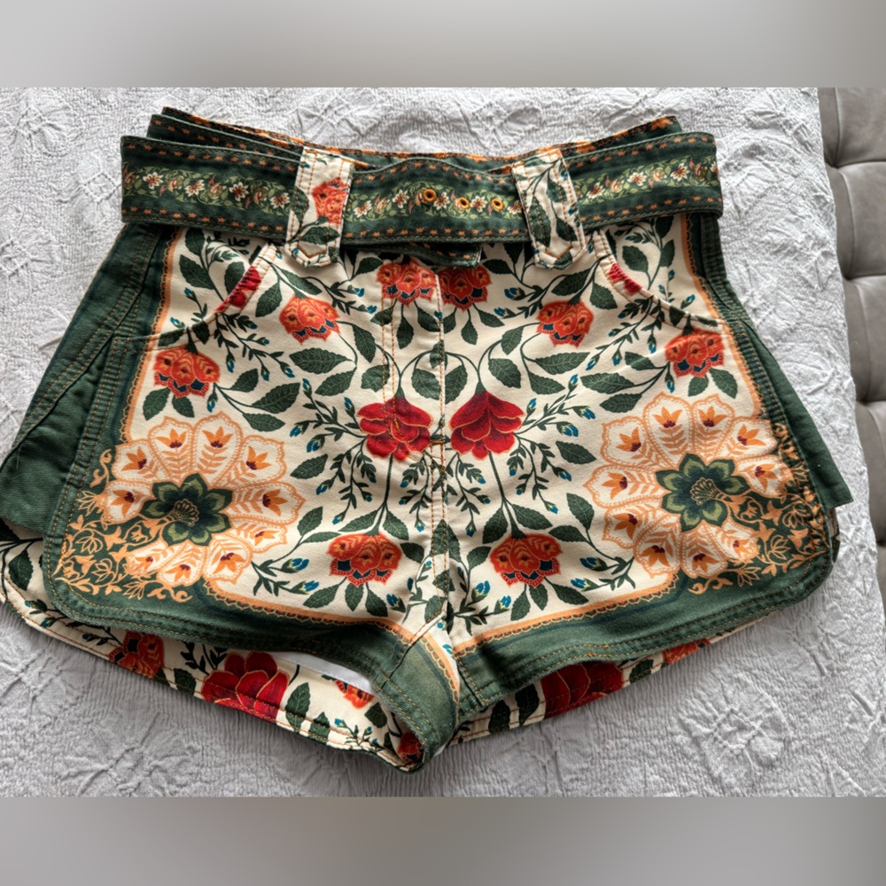 Farm Rio sand tapestry Floral Shorts